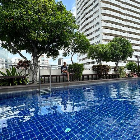 Delightful Condo In Central Location At Sukhumvit 49 방콕 외부 사진