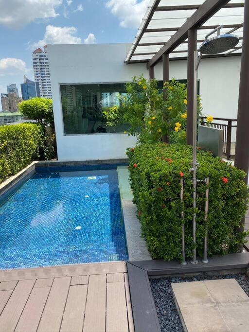 Delightful Condo In Central Location At Sukhumvit 49 방콕 외부 사진